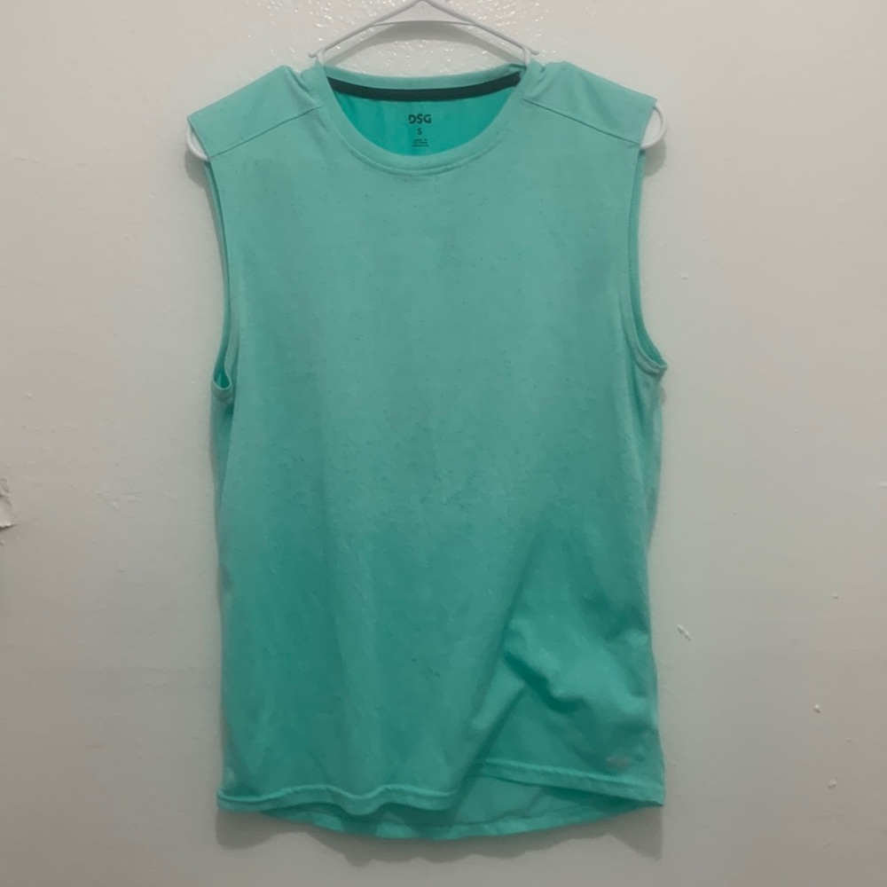 DSG mens light weight sleeveless workout shirt